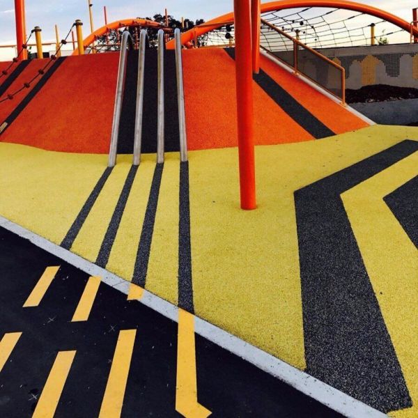 Recyclable Playground Rubber Granules EPDM Crumb Rubber Mulch Anti Slip For Outdoor Ground