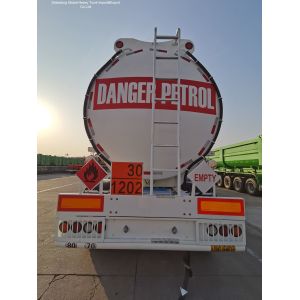 3 Axle Heavy Duty Fuel Tanker Semi Trailer 50000L Capacity