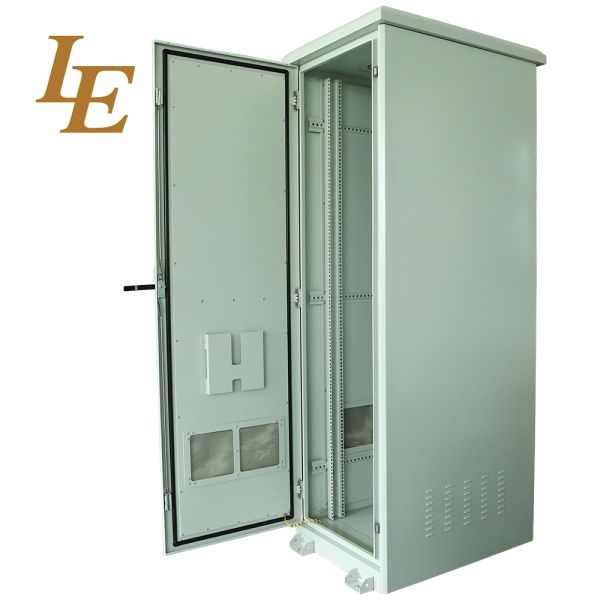 LE 42U Outdoor Waterproof Standing Server Cabinet With 1500kg Capacity