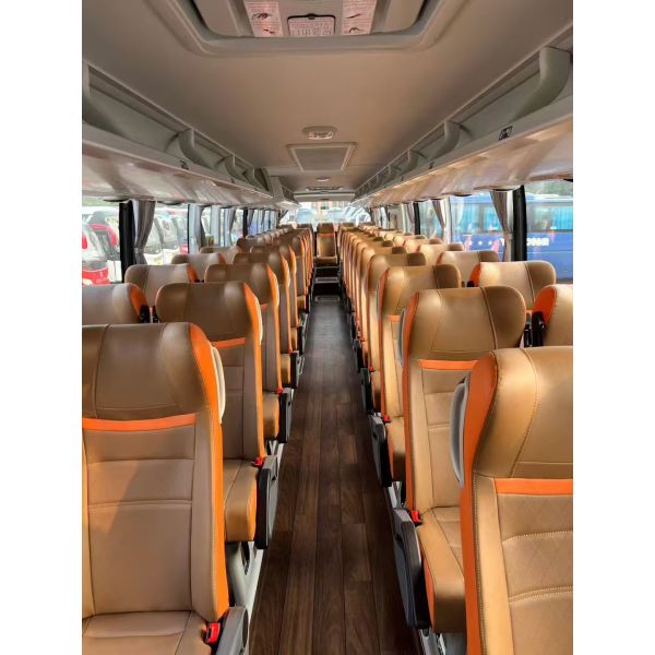 Second Hand Higer Bus 55 Seater Double Rear Axle Luxury Coach Commuter Used Bus