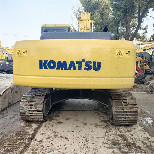 22 Ton Used Komatsu PC220-7 Crawler Excavator with Original Hydraulic Cylinder in Japan