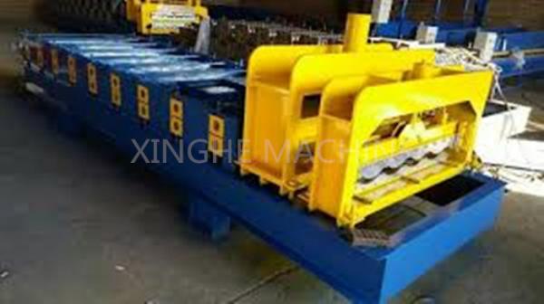 Quality 3kw Roof Roll Forming Equipment / Tiles Making Machine With 9 Rows Rollers for sale
