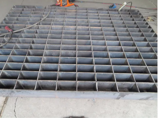 Walkway Grating Steel Stair Tread Galvanized Steel