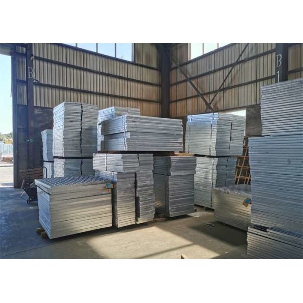 Port Unloading Thickened Platform Steel Grating Hot Dip Galvanized SGS Approved