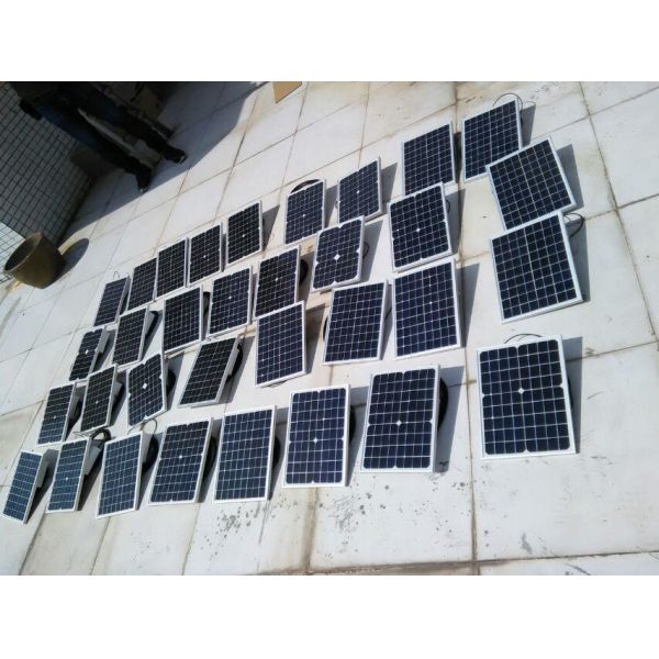 portable solar power system Lighting Africa free power to load with LED DC bulbs and USB mobile charging