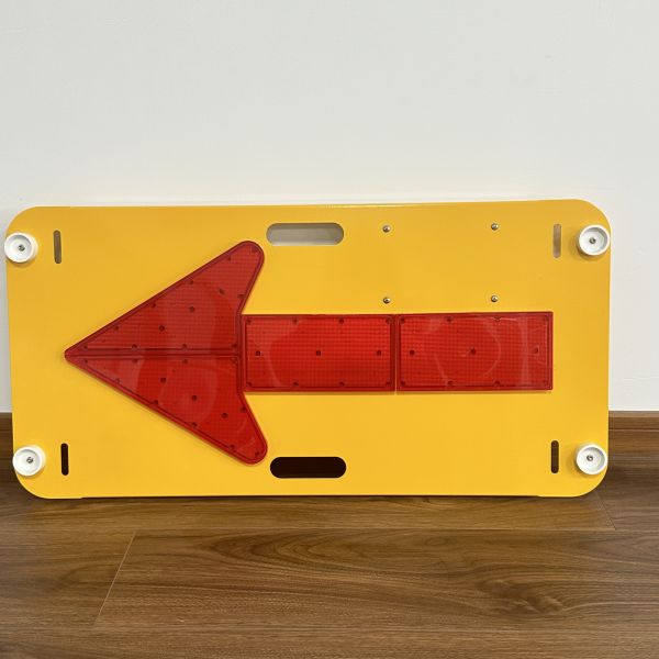 Customizable Visual Directional Sign Board with Strobe Mode and DC12V/24V Voltage