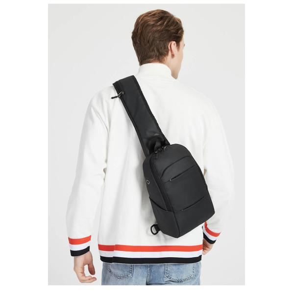 ISO9001 Anti Theft Men Shoulder Bags With USB Charging