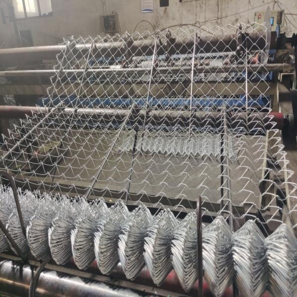 Hot Dip Galvanizing 4.5mm Chain Mesh Fencing Silver For Industrial Residential