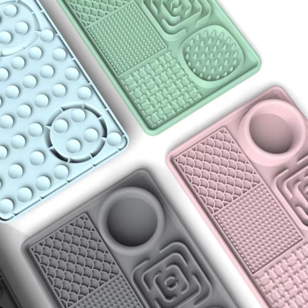 All in One Dog Lick Mats Rectangle Dog Slow Feeder Mat Eco Friendly With Suction Cups