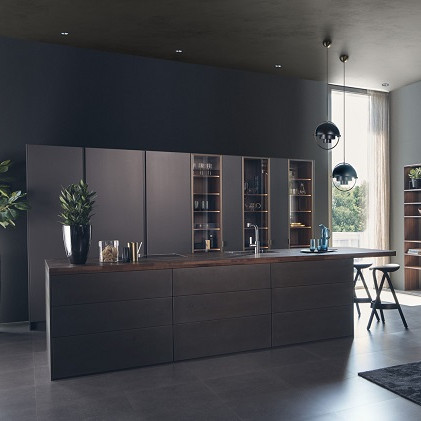 2022 Traditional Solid Wood Kitchen Cabinets And Quartz Stone Top Oven Cabinet Together