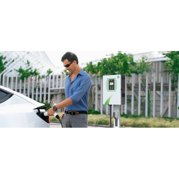 Small 3 Phase Residential Ev Charging Stations 32A Ev Charger
