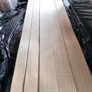 Smooth Natural Wood Veneer With Good Heat And Moisture Resistance