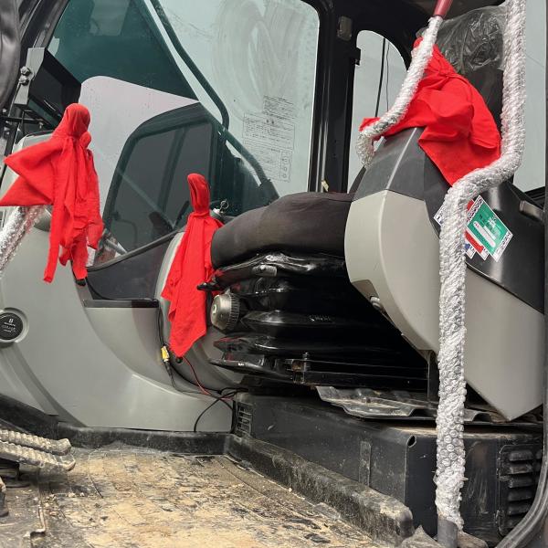 170kN 26T Track Used Kobelco Excavators Kobelco Sk260 Cylinder Digger 25200kg