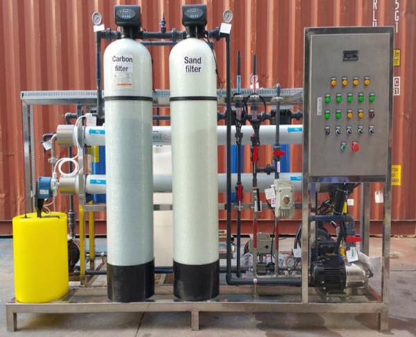 Solar seawater sea water desalination device
