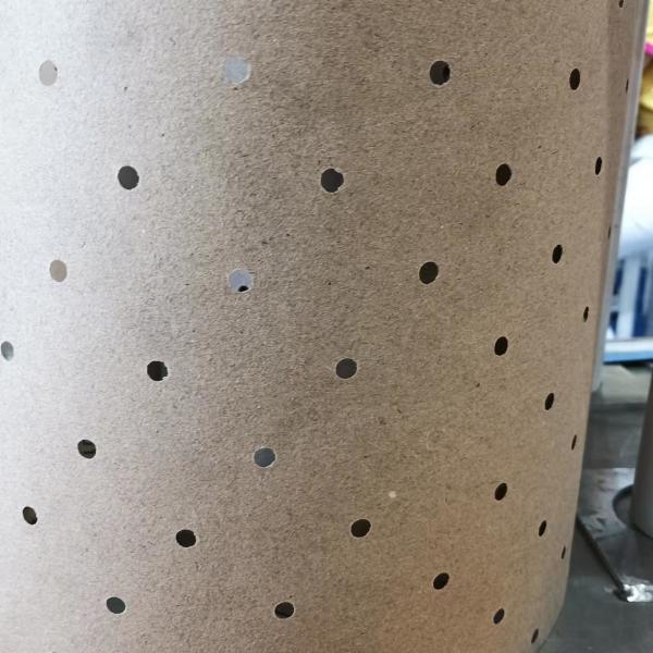 Triangular Perforated Kraft Paper Cover 120gsm Brown Packaging Roll