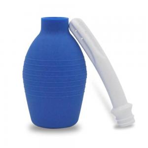 China Pear shaped enema cleaning and flushing adult manual extrusion enema device is safe and hygienic on sale