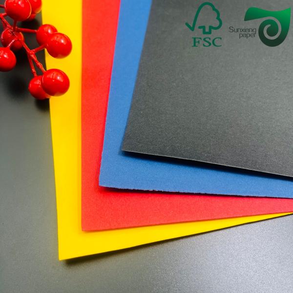 FSC Embossed Gauffered Paper Board 160gsm 230gsm Multiple Colors Custom Options
