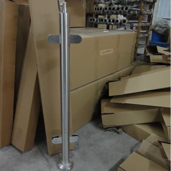 Stainless Steel / Aluminum Handrail Glass Balustrade Easy Maintenance