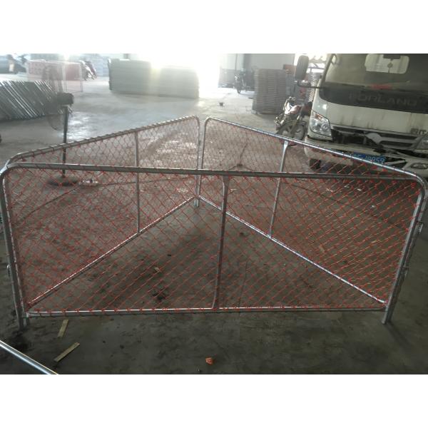 Temp Fence Panesl With HDPE blow mold base filled water panel size 2.1m*2.4m Corrosion Resistant HDG zinc coated