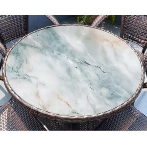 Rock pattern glass table