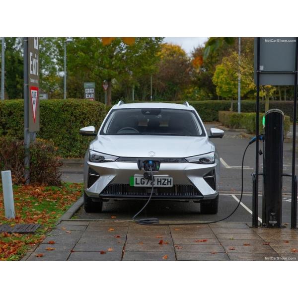 Roomy Affortable All Electric Car At MG 5 EV With A Decent Range 344km And Super Charging Ability