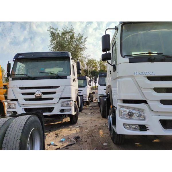 Sinotrck HOWO 6*4 Tractor Truck Hot Sale