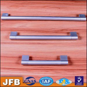 Modern kitchen cabinets handles / hot sale aluminum wardrobe handles / silver