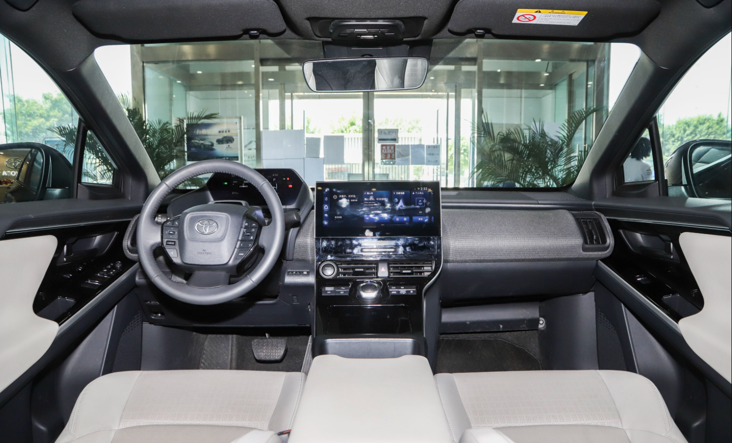 Medium SUV Toyota EV Vehicle FAW Toyota Bz4x 2022 4wd High Performance Pro Version