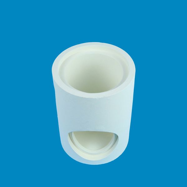 Corundum mullite ceramic component in manufacturing