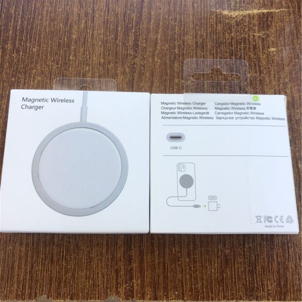 white Wireless Magnetic Fast Phone Charger 15W aluminum alloy For Iphone