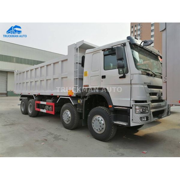 SINOTRUCK HOWO 8x4 Tipper Dump Truck 12 Wheeler 25m3