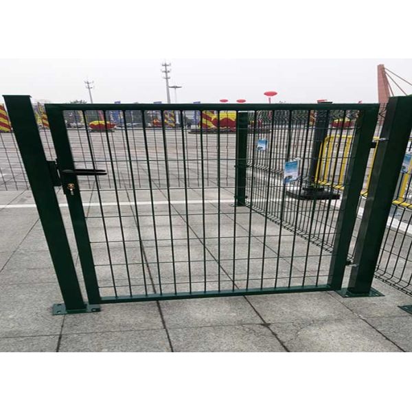 Stock 1m Farm Fence Gates 3d Welded Mesh Panel For Garden