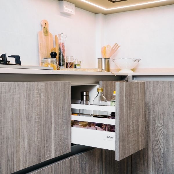 American Small Luxury Gray Kitchen Cabinet Wood Grain Melamine Kitchen Storage Set