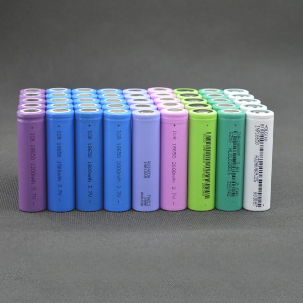 Lifepo4 Lithium Ion Battery Cells 3.2 V Rechargeable Scooter Use