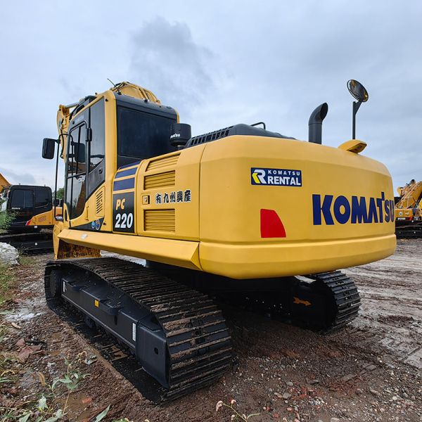 Famous Brand Used Equipment Machine Komatsu PC220-8MO Excavator 20T