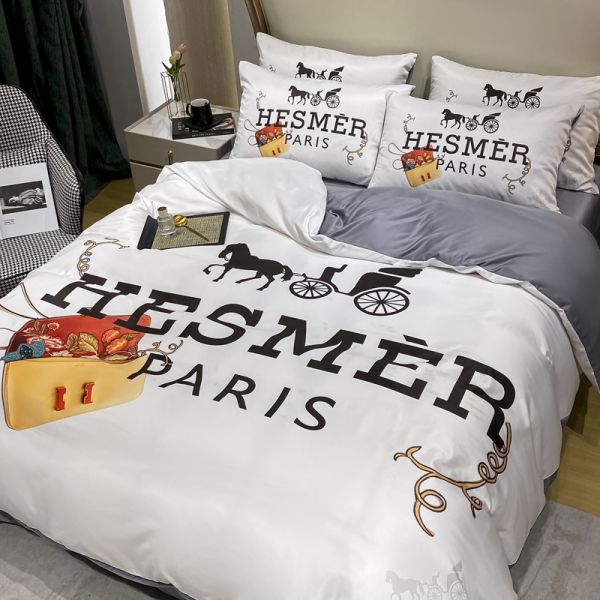 Bedding Sheet Sets Fashionable Diagonal Printing Silk Bed Cover and Duvet Cover Sets