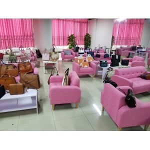 Guangzhou BaiShun Leather Co., Ltd.