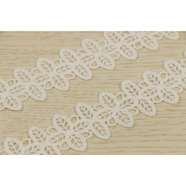 Symmetrical Guipure Water Soluble Lace 100% Polyester 1.1 Inch Ribbon