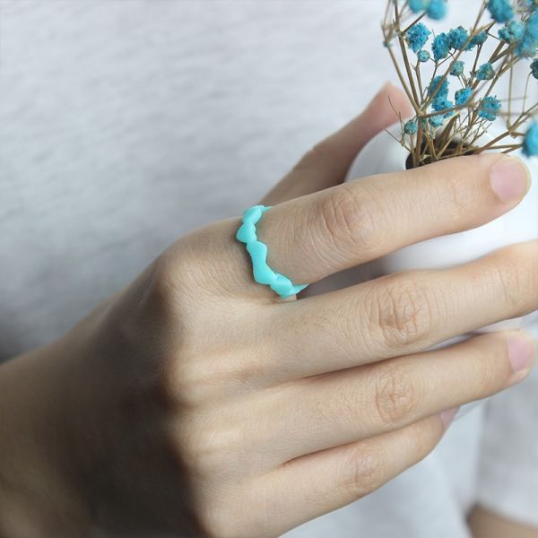 Women's Thin Heart Shape Silicone Wedding Bands 6mm Wide 2mm Thick