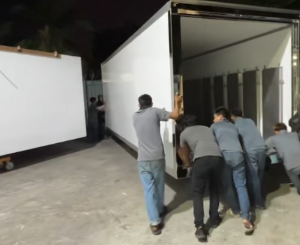 Customized FRP Fiberglass Sheet Anti Aging Fiberglass Flat Panels Are Easy To Install