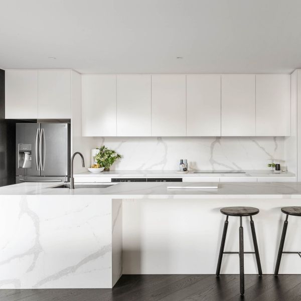 Modular Flat Pack White Matt Lacquer Kitchen Cabinet Furniture Design With Island