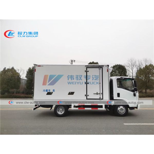 ISUZU KV100 Refrigerated Transport Trucks 3T 4T 5T For Frozen Fish