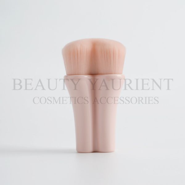 Love Heart Plastic Handle Small Kabuki Makeup Brush Without Ferrule 43g