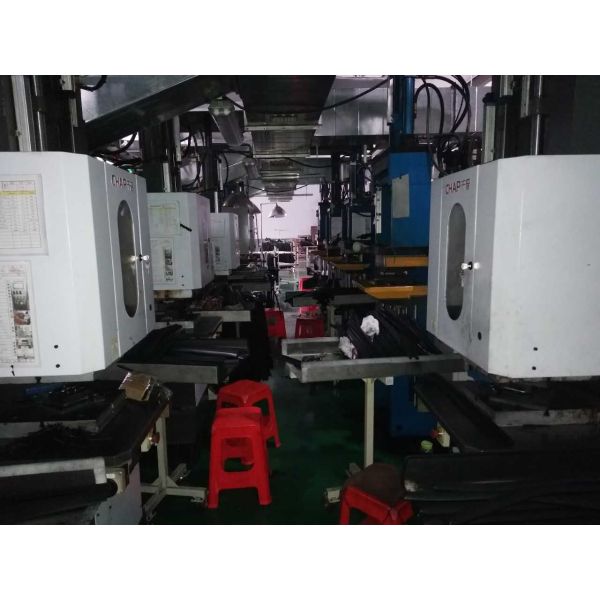 Supply Floor Black with Yellow Garage Door Threshold Strip Seals in Custom Sizes