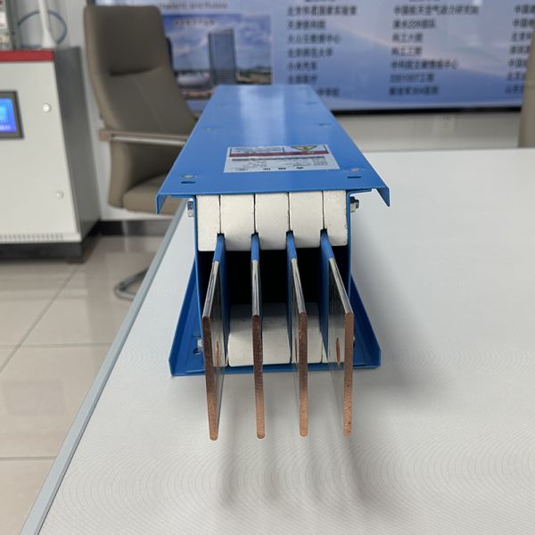 Easy Installation Flexible Air Insulated Bus Duct 100A-6300A Durable Busway Busbar