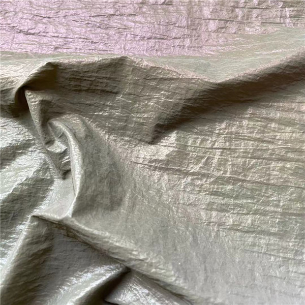 160GSM 150D 150D Winter Jacket Fabric Plain Reflective Polyester Fabric 1.5M