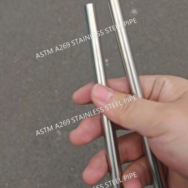 ASTM A269 / SA270 TP304 Bright Annealed Stainless Steel Seamless Pipe Tube In 6m Length