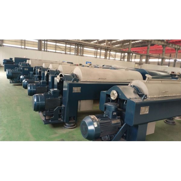 3 Phase Liquid Liquid Solid Separation Waste Water Decanter centrifuges Machine Continuous Tricanter Centrifuge