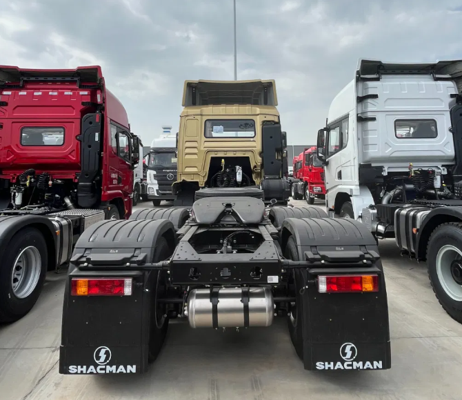 10 Wheels 6X4 Heavy Duty Shacman 336HP Tractor Truck F2000 F3000 H3000 X3000