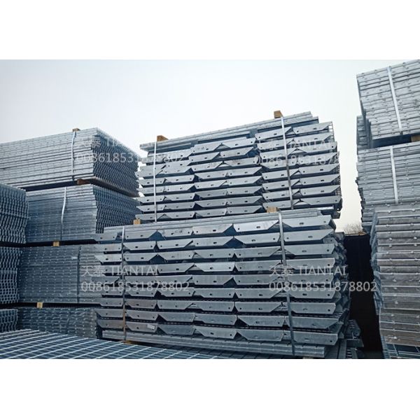 70mm T4 Galvanized Metal Steel Stair Treads Grating Steps